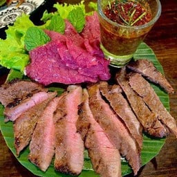 เนื้อย่างทูโทน