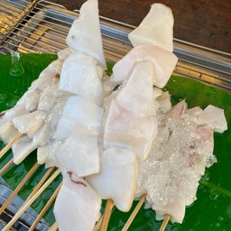 หมึกย่างเตาถ่าน&ข้าวไก่กรอบ