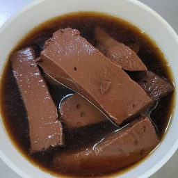 เลือด
