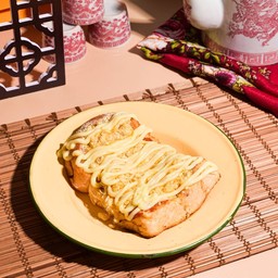 ปังแผ่นพริกเผาหมูหยอง