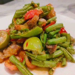 ตำถั่วหมูกรอบ