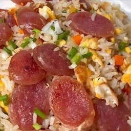 ข้าวผัดกุนเชียง