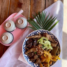 ข้าวผัดมันเนื้อไข่ดอง Byเอ็มสปอร์ต