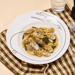 สปาเกตตีหอยลาย