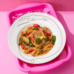 สปาเกตตีผัดพิโรธเนื้อ