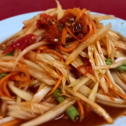 ตำหอยดอง