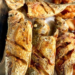 ปลาทอดเกลือ