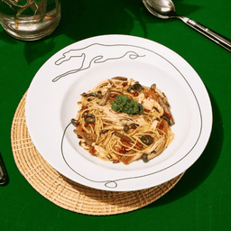 สปาเกตตีเห็ดรวม