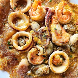 Mixed Seafood Omelette