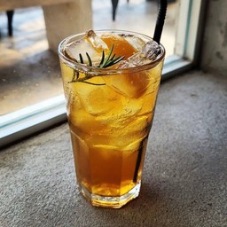 ชาพีช (PEACH TEA)