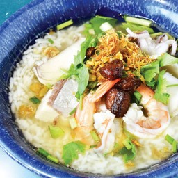 ข้าวต้มปลาจะละเม็ดทองรวมมิตร (กุ้ง,หมึก)