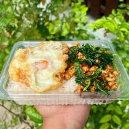บ้านย่ากะเพรากรอบ อโยธยา 2/1 ซอยไผ่ลิง 4 แยกวัดพระญาติ