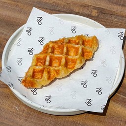 ครอฟเฟิลเคลือบน้ำตาลคาราเมล