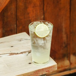 มะนาวโซดา (Lime Sparkling)