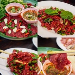 ราชากระเพราถาด