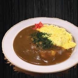 ข้าวแกงกะหรี่ไข่ข้น