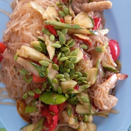 ตำเส้นเล็ก กุ้งสุกตีนไก่