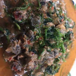 แกงคั่วหอยขม