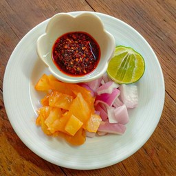 เครื่องเคียงข้าวซอย