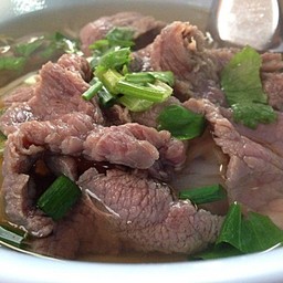 ก๋วยเตี๋ยวเนื้อสด