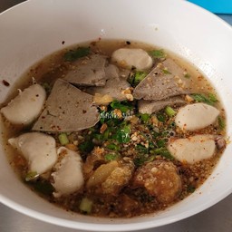 ร้านเจ๊ไฝ ก๋วยเตี๋ยวต้มยำสูตรโบราณ