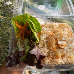 ข้าวผัดกระเทียม