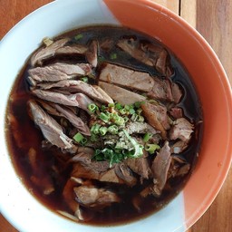ก๋วนเตี๋ยวเป็ดไก่มะระ (สาขา1)