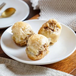 Kol W Shkor Walnuts 3 pcs.