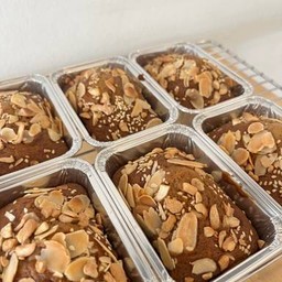 เค้กกล้วยหอม อัลม่อน