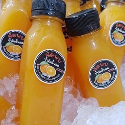 น้ำส้มคั่นสด 100% (120 มล.) จำนวน 1 ขวด