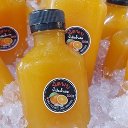 น้ำส้มคั่นสด 100% (220 มล.)  จำนวน 1 ขวด
