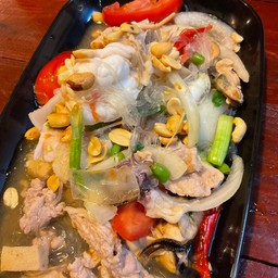 ยำวุ้นเส้นรวมมิตร