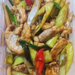 พริกหยวกหมูชิ้น