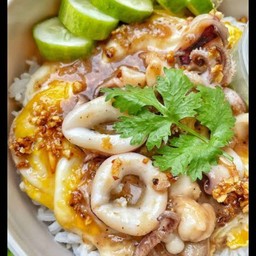 ไข่ข้น+หมึกกระเทียม