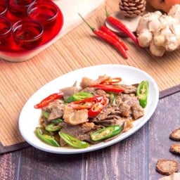 เนื้อหมู ผัดพริก