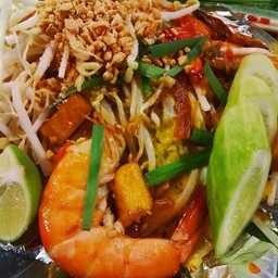 ผัดไทยกุ้งสด
