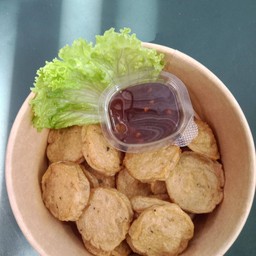 ชุด หมูยอกทอด พร้อมน้ำจิ้ม