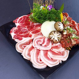 양념 돼지갈비 삼겹살 목살 ㅣซี่โครงหมู หมูย่างเกาหลี สันคอหมู ㅣ  味付け豚カルビ サムギョプサル  豚の肩肉焼き ㅣ调味猪排