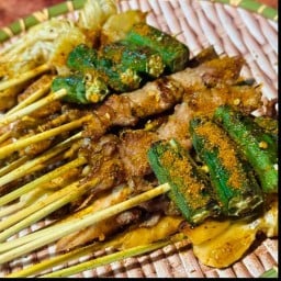 หมึกย่าง หม่าล่า 5 บาท ร้านรินทร์รินทร์ @ซอยร่วมพัฒนา
