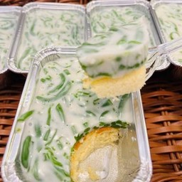 เค้กนุ่มลอดช่อง