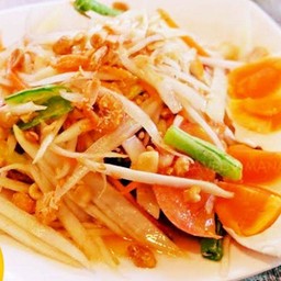 ตําไทยไข่เค็ม