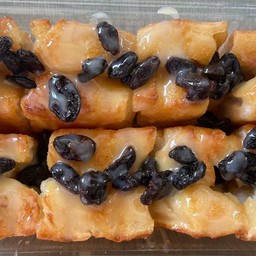 ขนมปังปิ้งเนยนม+ลูกเกด ใหญ่ 2 ชิ้น