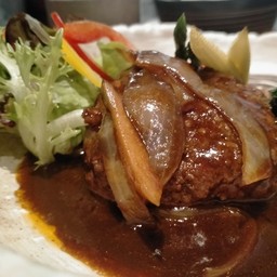 วากิวแฮมเบิร์กเดมิซอส (Demi Glace Wagyu Hamburg) (A la carte)