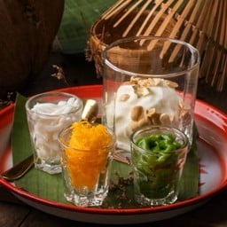 ไอศกรีมมะพร้าวทรงเครื่อง