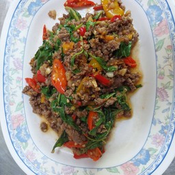 ผัดกระเพราะเนื้อ