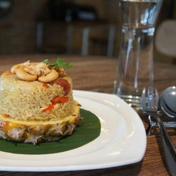 ข้าวอบสับปะรด