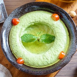 Hummus Basil