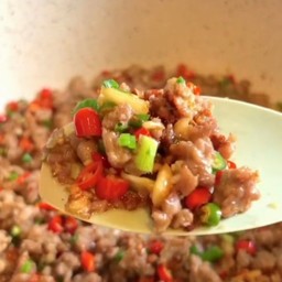 หมูชิ้นคั่วพริกเกลือ