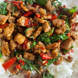 กระเพราเนื้อ