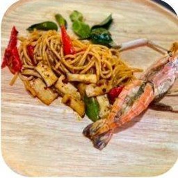 สปาเก็ตตี้ผัดต้มยำ+กุ้งแม่น้ำอบเกลือ